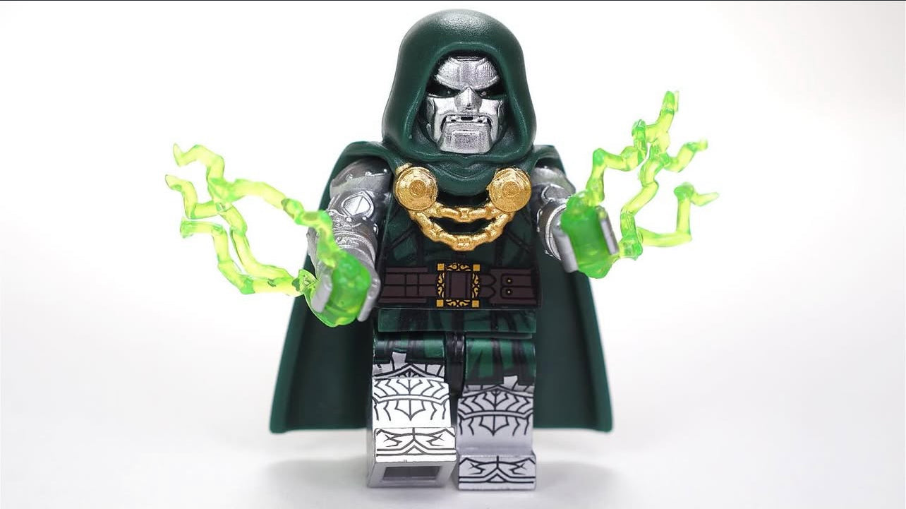 MINIFIGURE FANTASTIC FOUR: DOCTOR DOOM custom