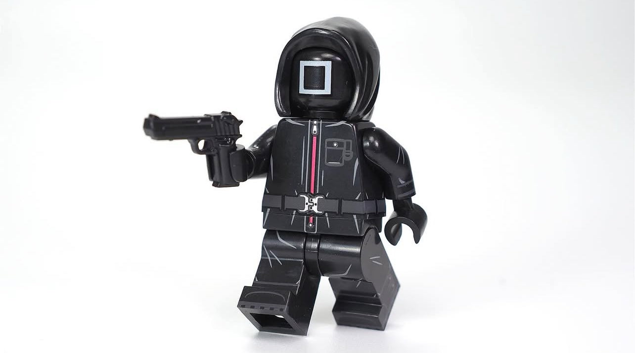 MINIFIGURE SQUID GAME UNIVERS: THE OFFICIER custom