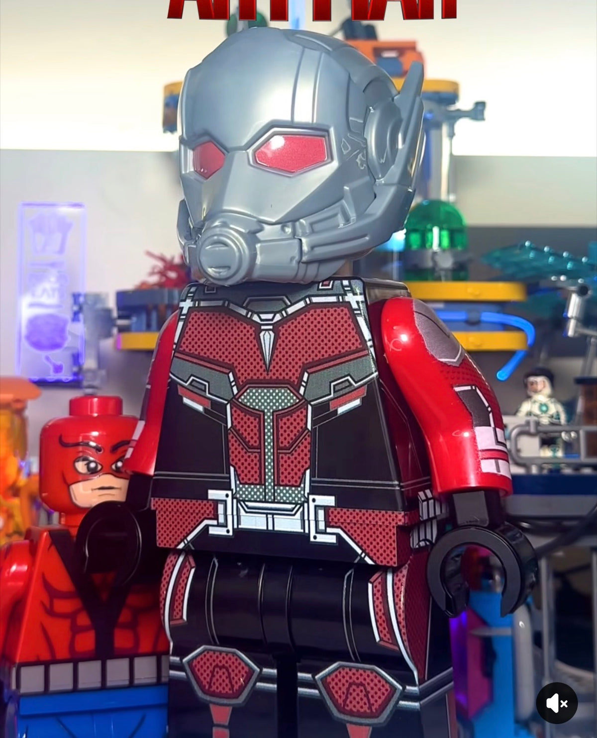 GIANT MINIFIGURE MARVEL UNIVERS: GIANT ANT MAN CIVIL WAR SUIT (B) 22,5cm custom