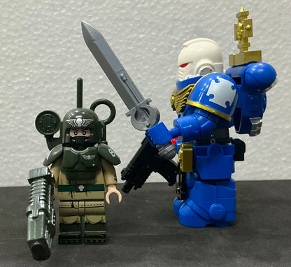 MINIFIGURE WARHAMMER 40K UNIVERS: Ultramarines Space Marines Astartes (8,2cm)custom