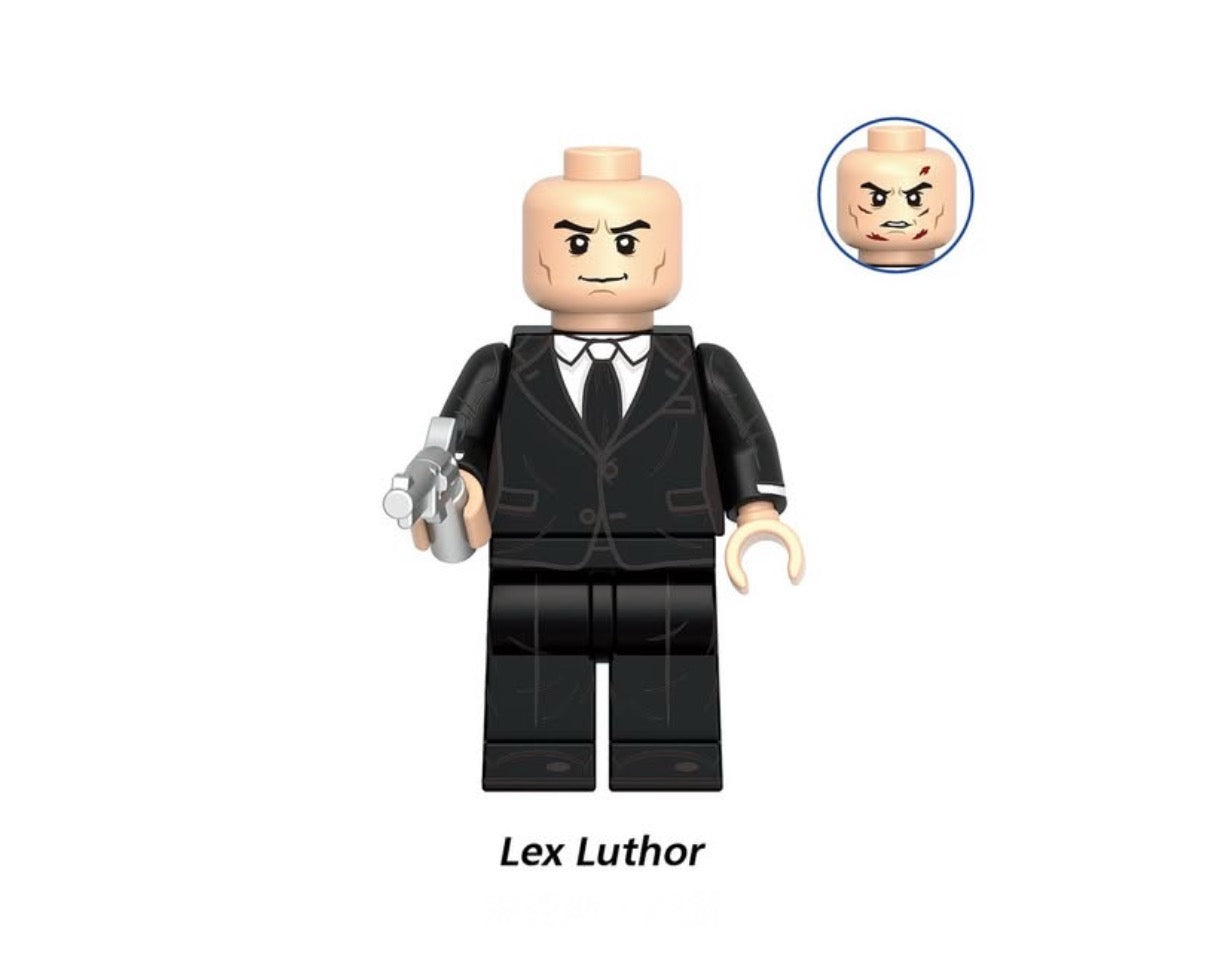 PREVENTE MINIFIGURE DC UNIVERS(SUPERMAN LEGACY): LEX LUTHOR custom Disponibilité fin Juin 2025