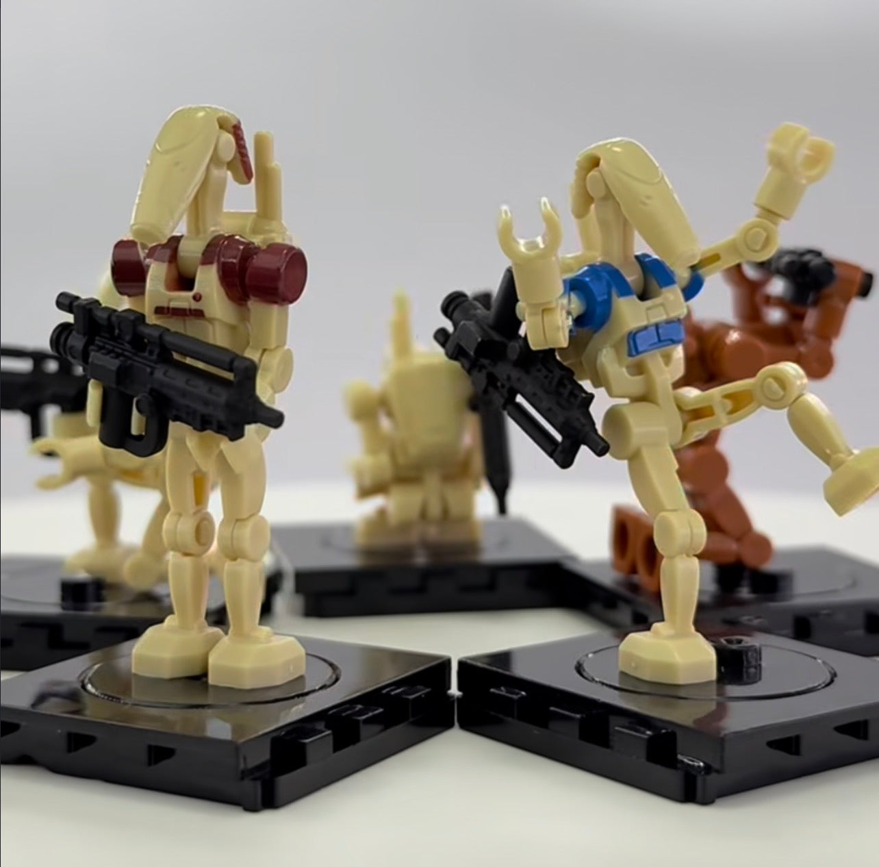 ⭐️ TOP ZEDBRICK 2026 ⭐️MINIFIGURE STAR WARS UNIVERS: BATTLE DROID SECURITY DROID (new model) ⭐️⭐️Custom