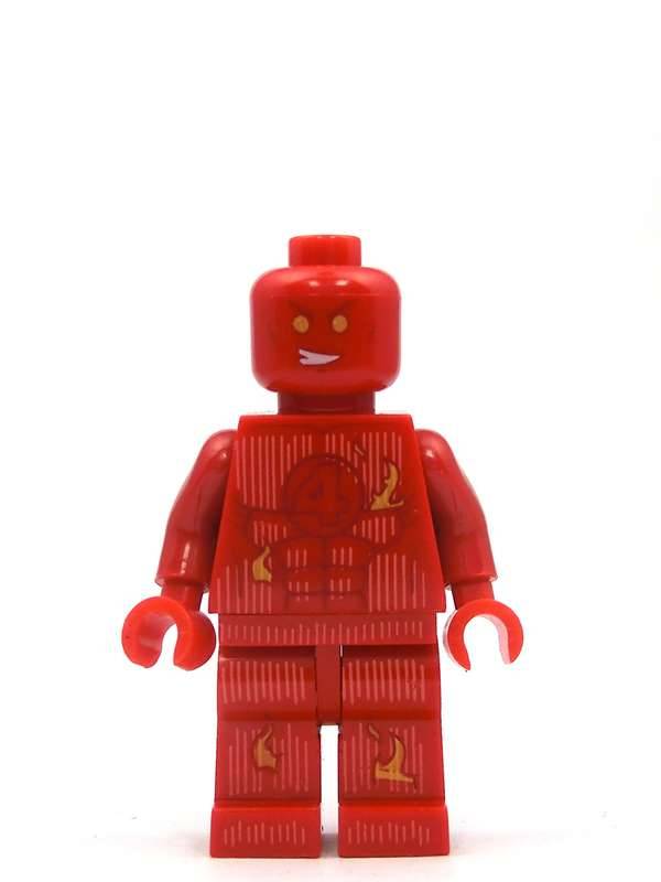 MINIFIGURE MARVEL UNIVERS DE 2017: HUMAIN TORCH custom ⚠️RARE⚠️Dernière pièce