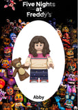 FIVE NIGHTS AT FREDDY’S MINIFIGURES UNIVERS: ABBY CUSTOM