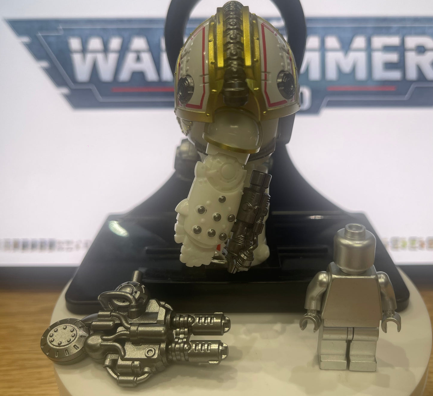 ⭐️⭐️⭐️BIG MINIFIGURE WARHAMMER 40K UNIVERS: SATURNINE PATTERN-WHITE SCARS ⭐️⭐️⭐️custom