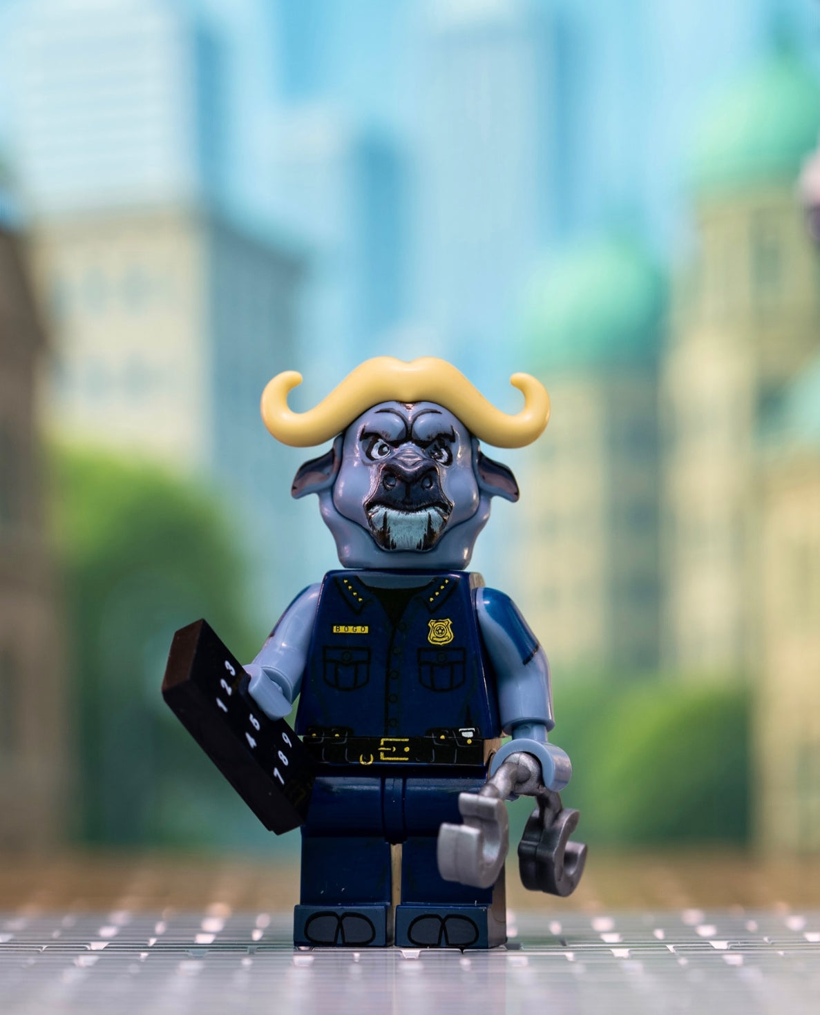⭐️ ⭐️ DISNEY MINIFIGURE ZOOTOPIA UNIVERS: CHIEF BOGO ⭐️ ⭐️ custom