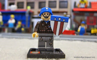 INTROUVABLE MINIFIGURE MARVEL UNIVERS DE 2014: CAPTAIN AMERICA custom ⚠️Derniers articles en stock⚠️
