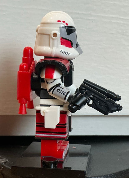 MINIFIGURE STAR WARS UNIVERS: CORUSCANT CLONE TROOPER ARC HAMMER Custom