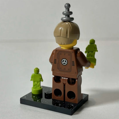 MINIFIGURE SPACE SÉRIES 26: Robot Human Suit for Tiny Aliens "socle+fascicule" custom