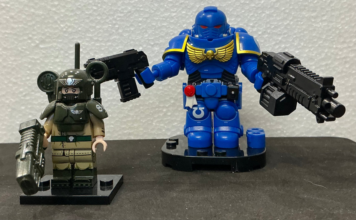 MINIFIGURE WARHAMMER 40K UNIVERS: Ultramarines Space Marines Astartes (7,2cm)custom