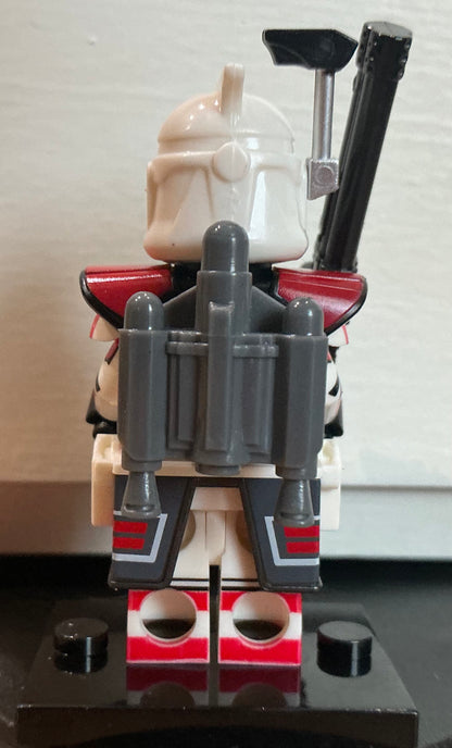 MINIFIGURE STAR WARS UNIVERS: CORUSCANT CLONE TROOPER COMMANDER FOX Custom