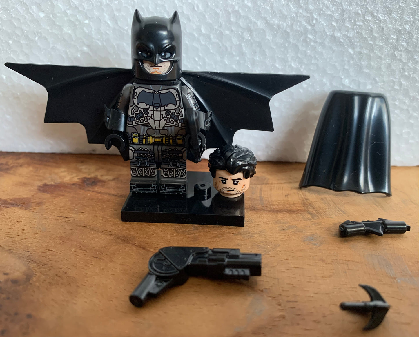 MINIFIGURE "BEN AFFLEC" BATMAN custom