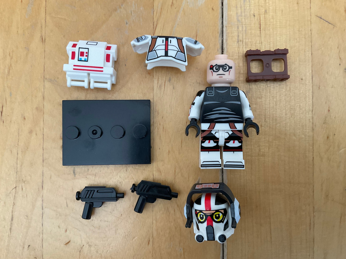 MINIFIGURE BAD BATCH CLONETROOPER TECH CUSTOM