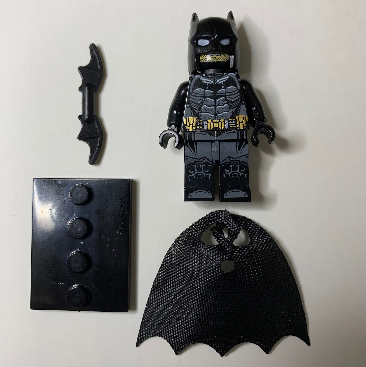 ⭐️⭐️INTROUVABLE⭐️⭐️ MINIFIGURE DC UNIVERS DE 2016: BATMAN ARKHAM KNIGHT ⭐️⭐️⭐️CUSTOM DERNIÈRE PIECE