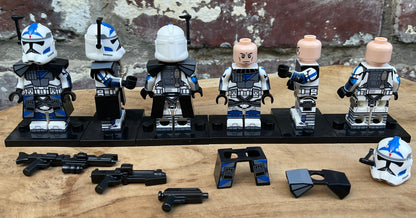 MINIFIGURE CLONETROOPER FIVES + 3 ARMES "501éme" custom